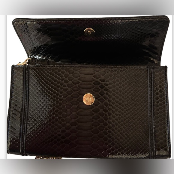 Vintage Y2K Gianni Bini Black snakeskin style leather clutch - Picture 3 of 9